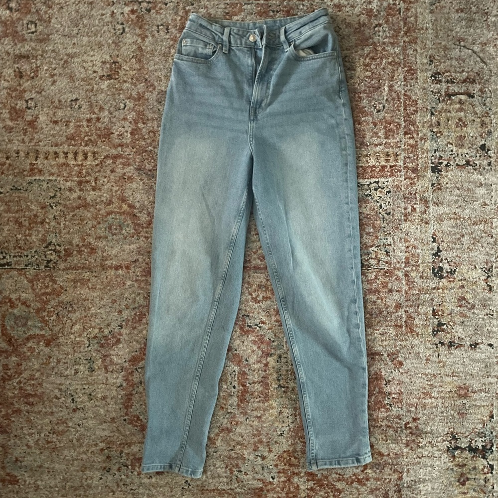H&M mom jeans